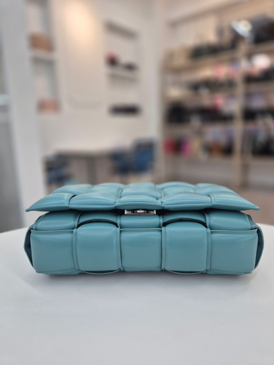 [중고명품 럭스올 울산점] 보테가 베테타 패딩백 591970 이미지