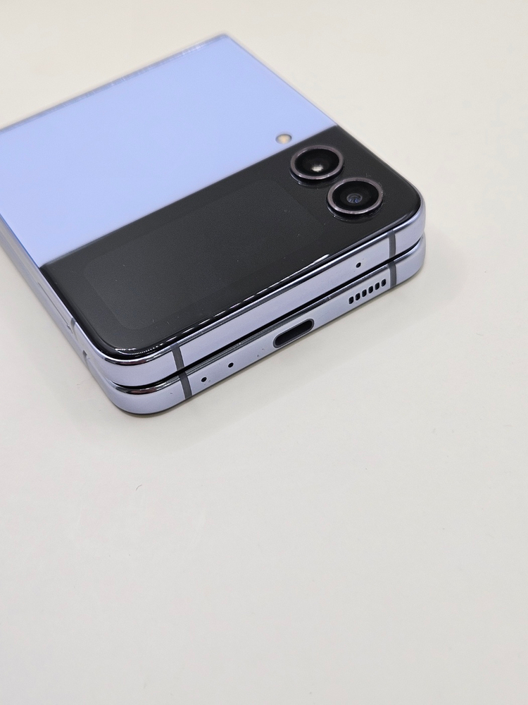 S급 삼성 갤럭시Z플립4 F721 최상품 도매가 중고폰 할인가능 이미지