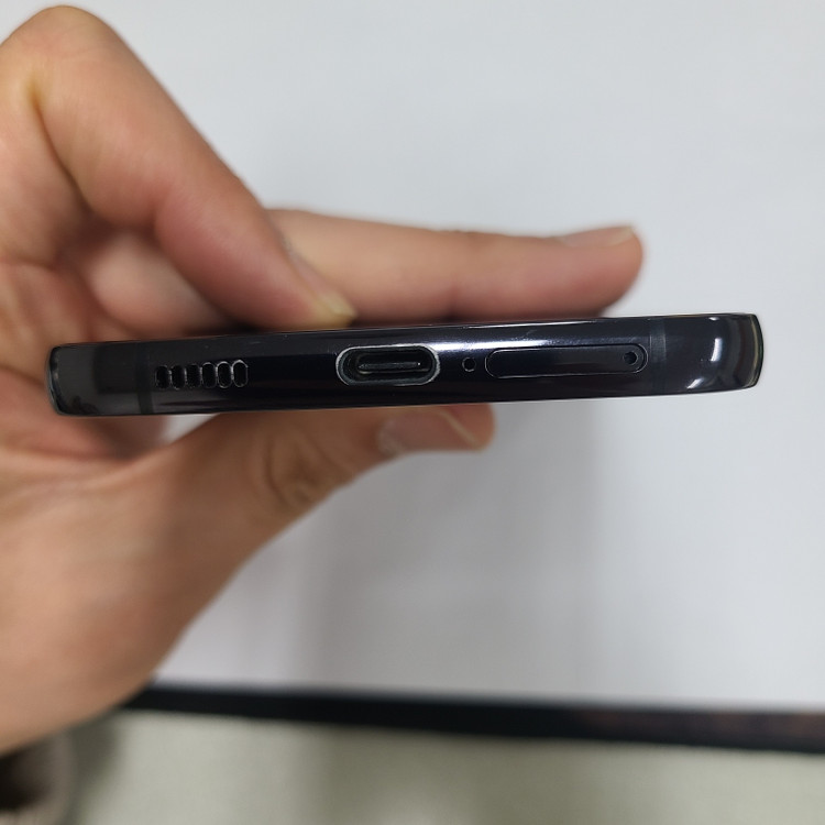갤럭시 S22플러스 블랙 256GB SK 무잔상 SS급 중고폰 212378 이미지
