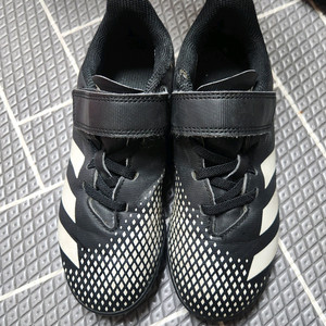 아디다스 축구화 200 이미지