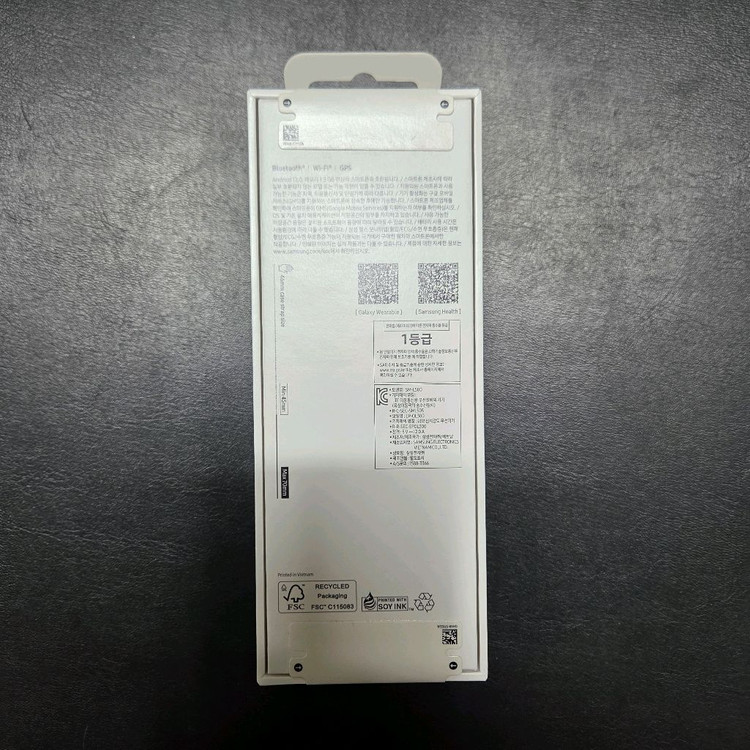 미개봉 갤럭시워치8 클래식 46mm 블랙 블루투스 팝니다!! 이미지