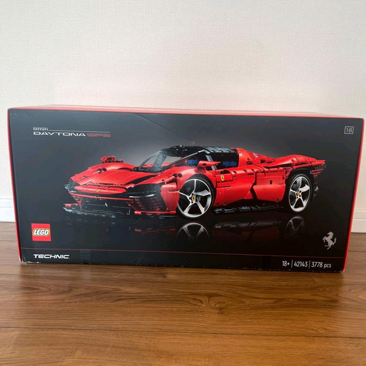 레고 페라리 데이토나 SP3 42143 미개봉 이미지