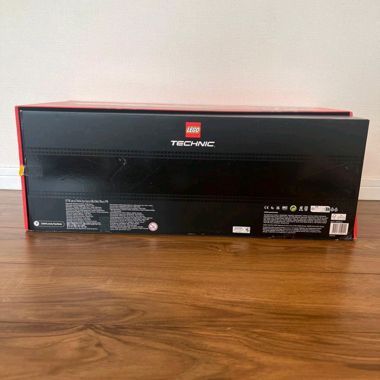 레고 페라리 데이토나 SP3 42143 미개봉 이미지