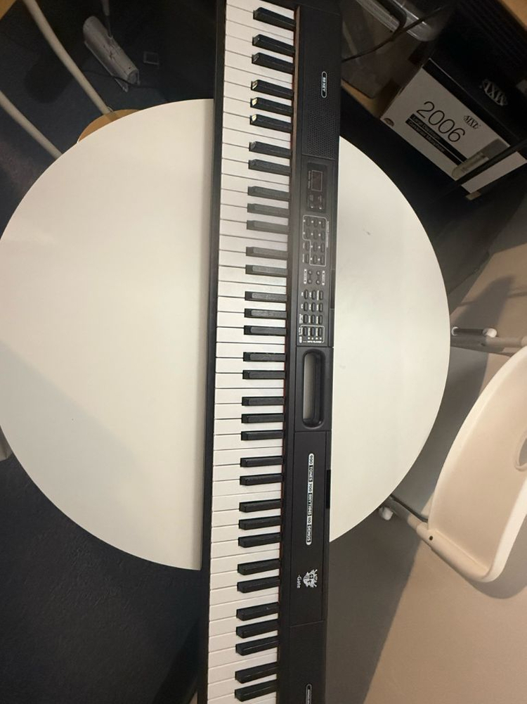 88건반 디지털 피아노 신디사이저 이미지