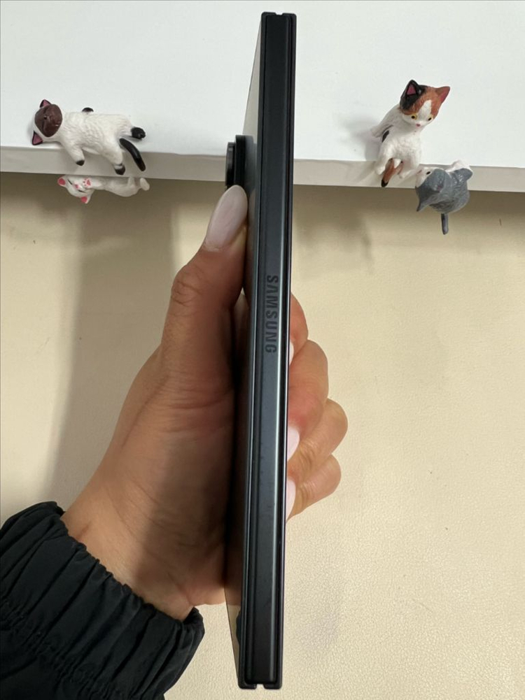 갤럭시Z폴드7 256G 제트블랙 SS급! 이미지