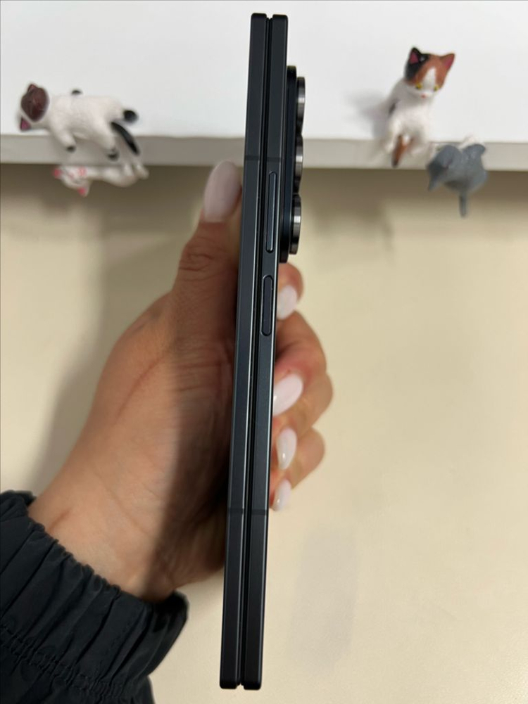 갤럭시Z폴드7 256G 제트블랙 SS급! 이미지