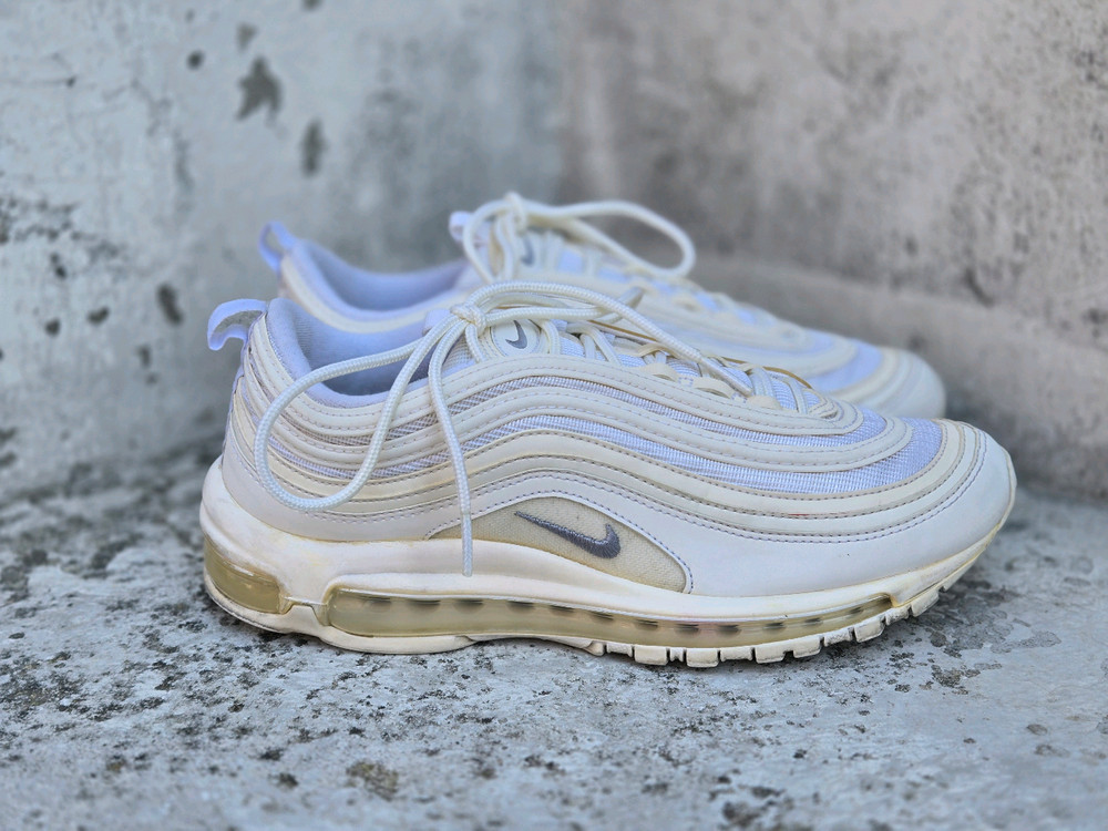 나이키 에어맥스 97 화이트 색상 260mm 이미지
