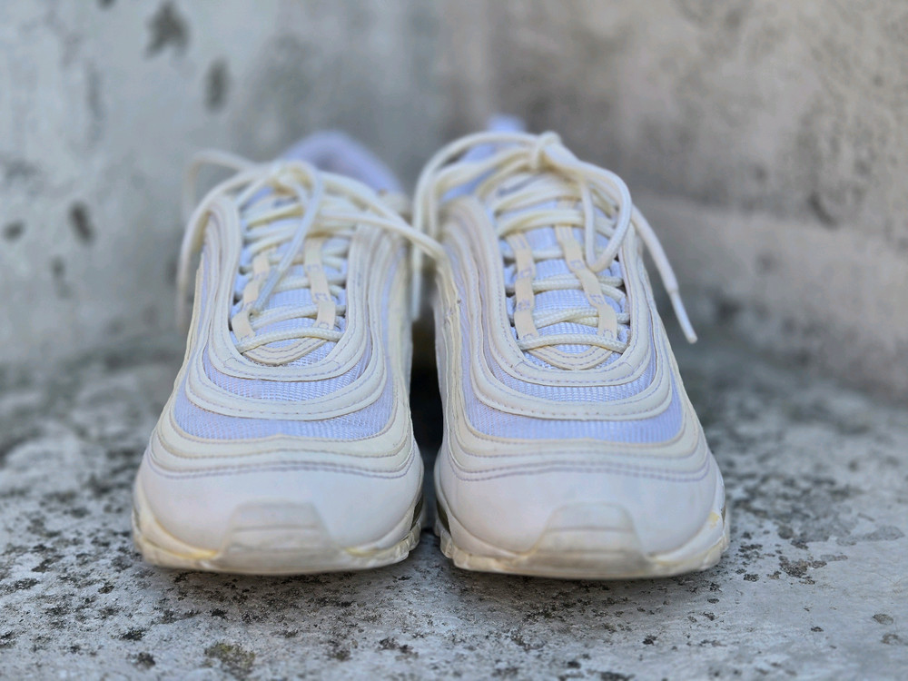 나이키 에어맥스 97 화이트 색상 260mm 이미지