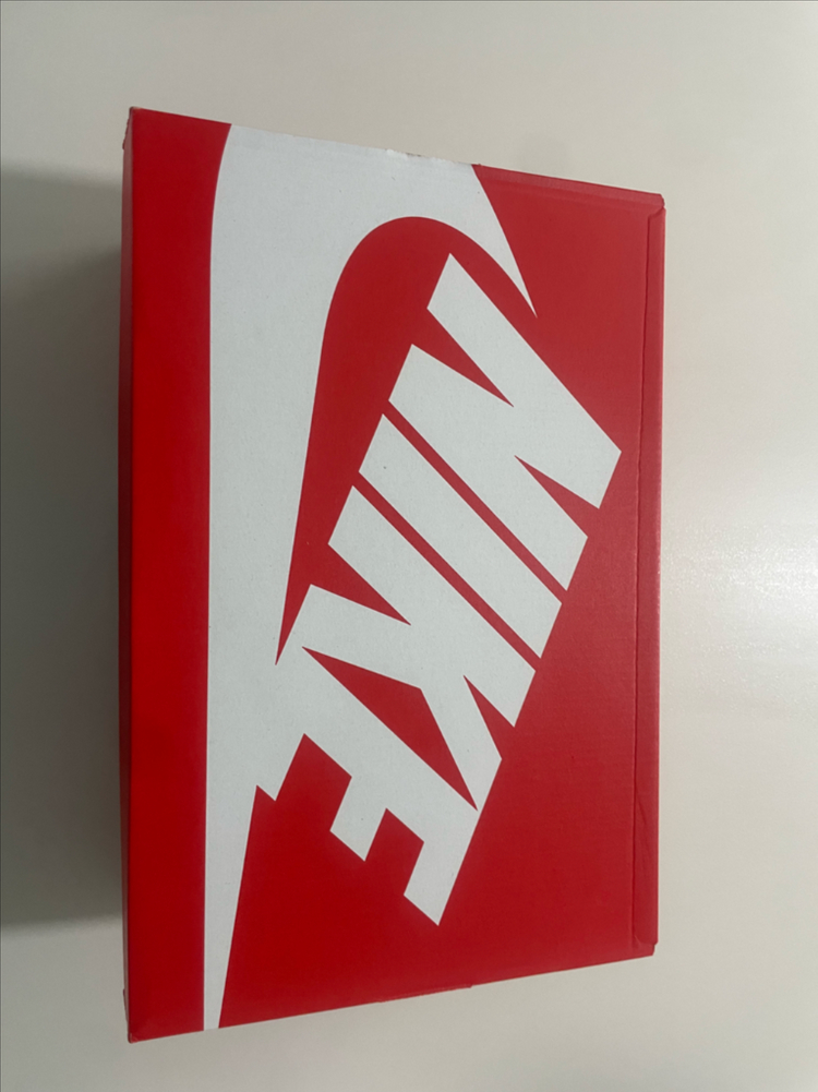 에어맥스 운동화 이미지