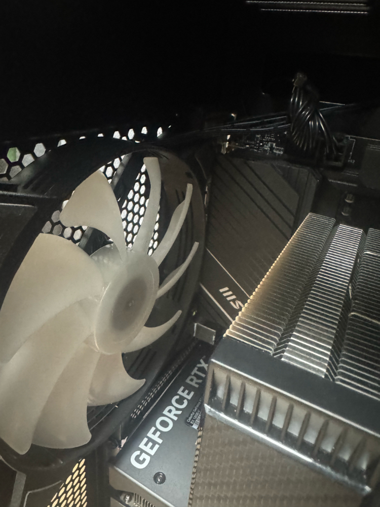 고사양 하이엔드 PC 9800X3D + 4070S + 32GB 아이온2/붉은사막 PC 팝니다. 이미지