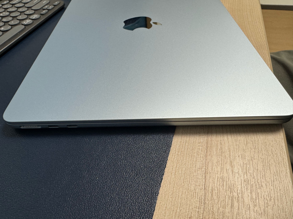 맥북에어 M5 13인치 16g 512g 스카이블루 판매 이미지