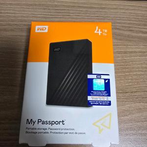 WD mypassprt 4TB 무전원 외장하드 새상품급 디스크인포 (사용시간0시간) 이미지