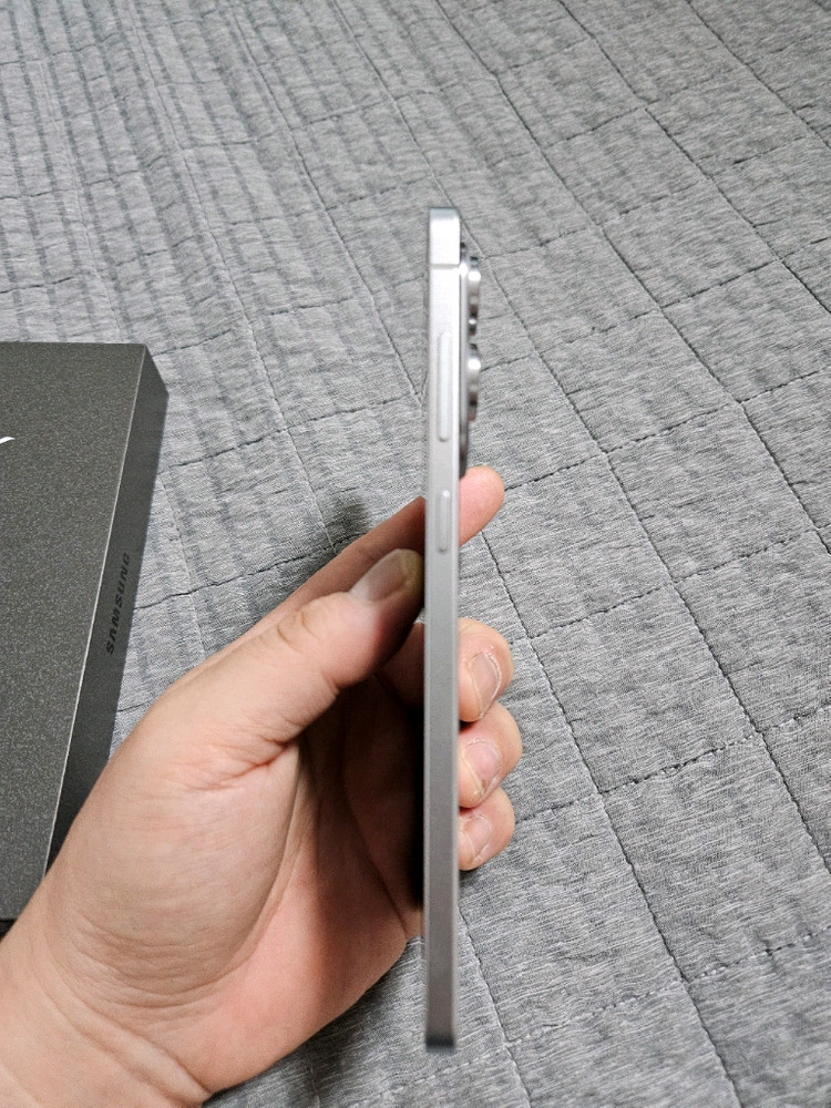 삼성 갤럭시 S25 엣지 실버 256 팝니다 이미지