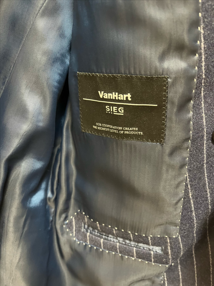 반하트(지이크)정장 수트 셋업 이미지