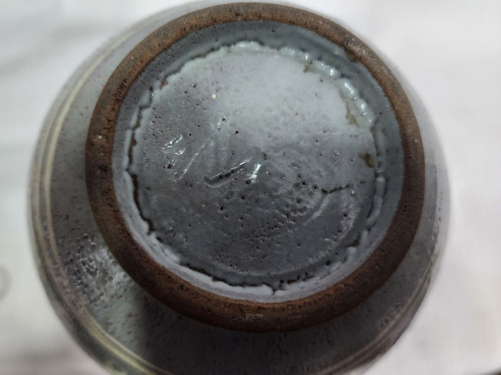 전통 유기 그릇 세트 이미지