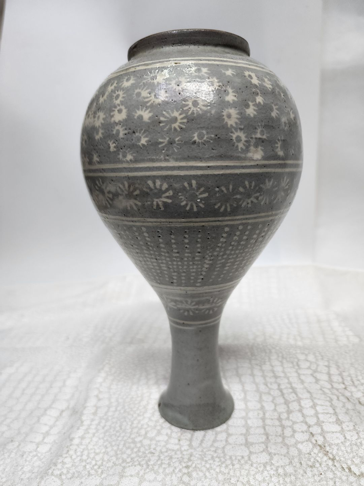 전통 유기 그릇 세트 이미지