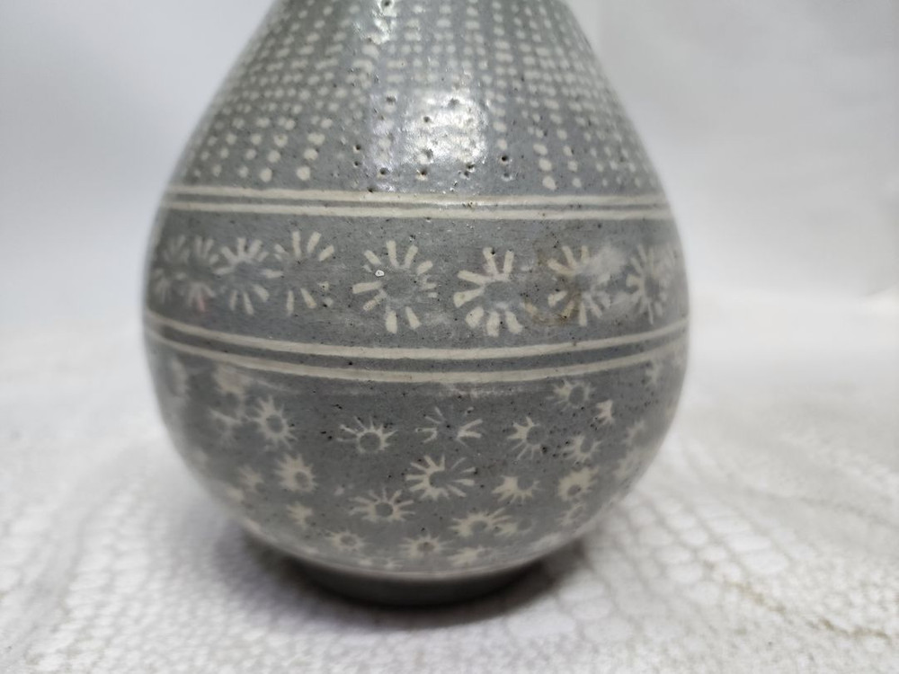 전통 유기 그릇 세트 이미지