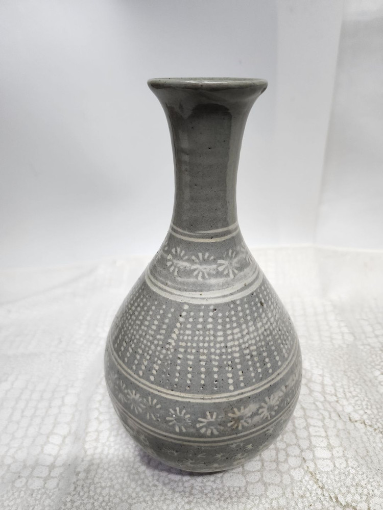 전통 유기 그릇 세트 이미지