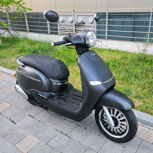 클래식 스쿠터 야르스 125 팝니다 이미지