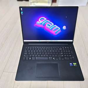 [피싱범은 접근금지]LG전자 2026 그램 Pro AI 17 17Z90TR-ED7HK 신품급 이미지