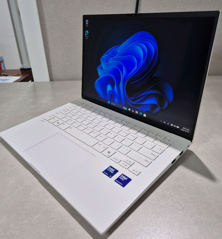 LG 그램 gram 노트북 25년 11월(Core Ultra 5 225H / 16GB / 512GB) 14Z90T 이미지