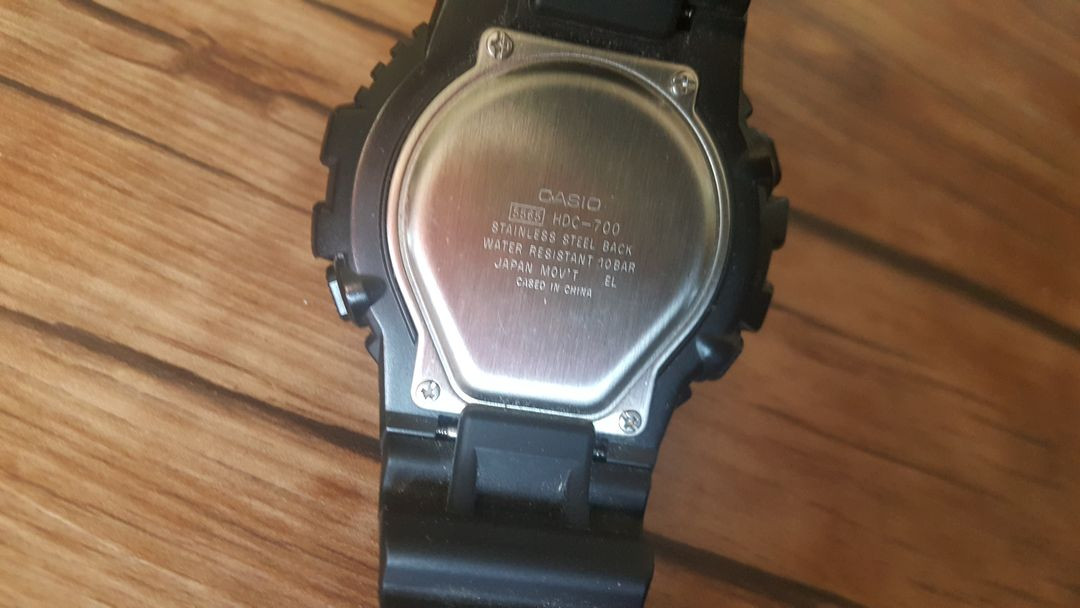 군대 입대 준비용품 어깨패드 깔창 무릎 팔꿈치 보호대 시계 이미지