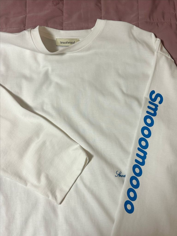 스무드무드 smooo logo tee 로고 티 이미지