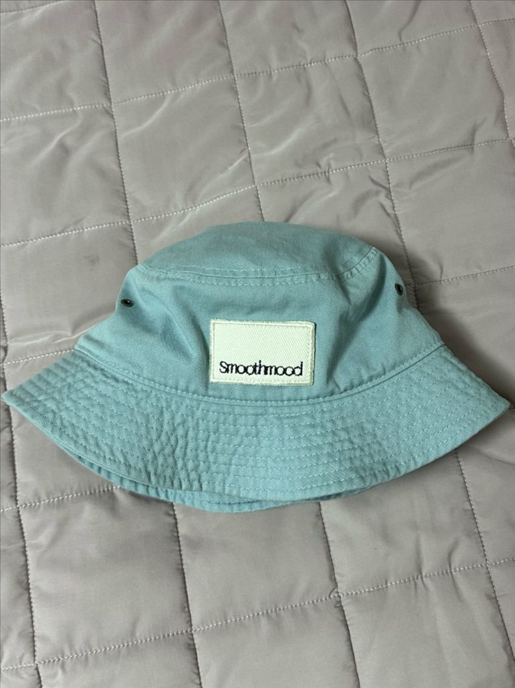 스무드무드 버킷햇 smooth sky label bucket hat 이미지