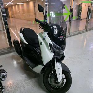 2025 nmax 125cc 스쿠터 이미지