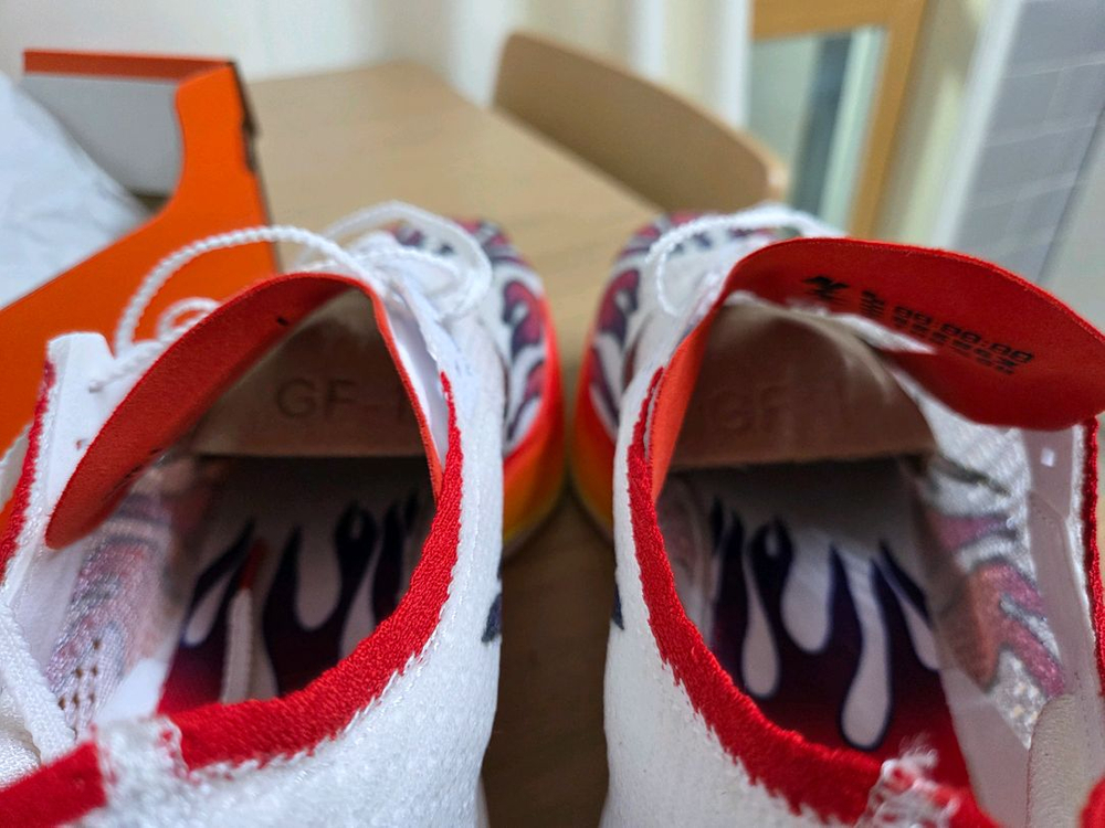 나이키 줌 베이퍼플라이3 하바네로레드275사이즈 판매합니다 이미지