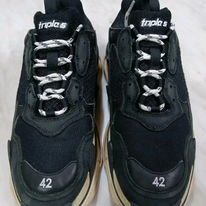 (좋아요) 발렌시아가 트리플 S 빨검 스니커즈 신발 42 (270) 루이비통 샤넬 구찌 펜디 프라다 에르메스 디올 이미지