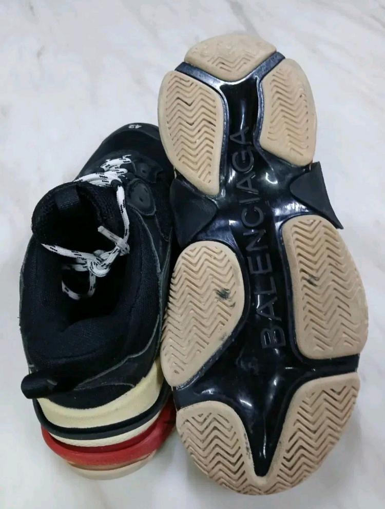 (좋아요) 발렌시아가 트리플 S 빨검 스니커즈 신발 42 (270) 루이비통 샤넬 구찌 펜디 프라다 에르메스 디올 이미지