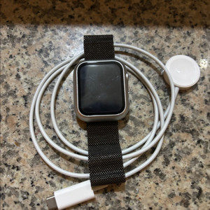 애플워치se2 44mm 배터리100 AA급 싸게급처!! 이미지