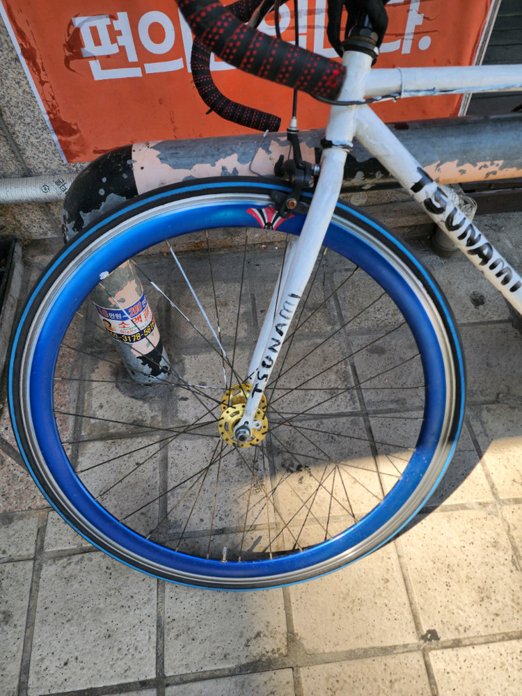 이노센트 픽시 자전거 이미지