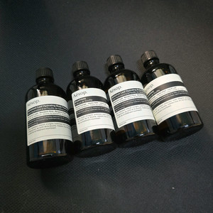 미개봉) 이솝 바디오일 브레스리스 / 제라늄 리프 하이드레이팅 바디 트리트먼트 100ml 정품 새상품 AESOP 이미지