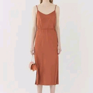 가브리엘 리 뷔스티에 슬립 민소매 롱 원피스 이미지