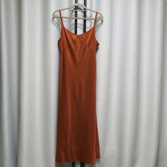 가브리엘 리 뷔스티에 슬립 민소매 롱 원피스 이미지