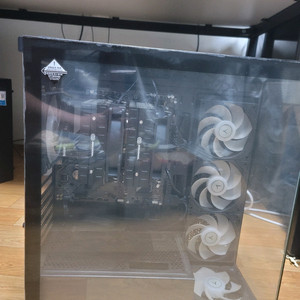 고성능 게이밍 PC 반본체(7700 반본체) 이미지