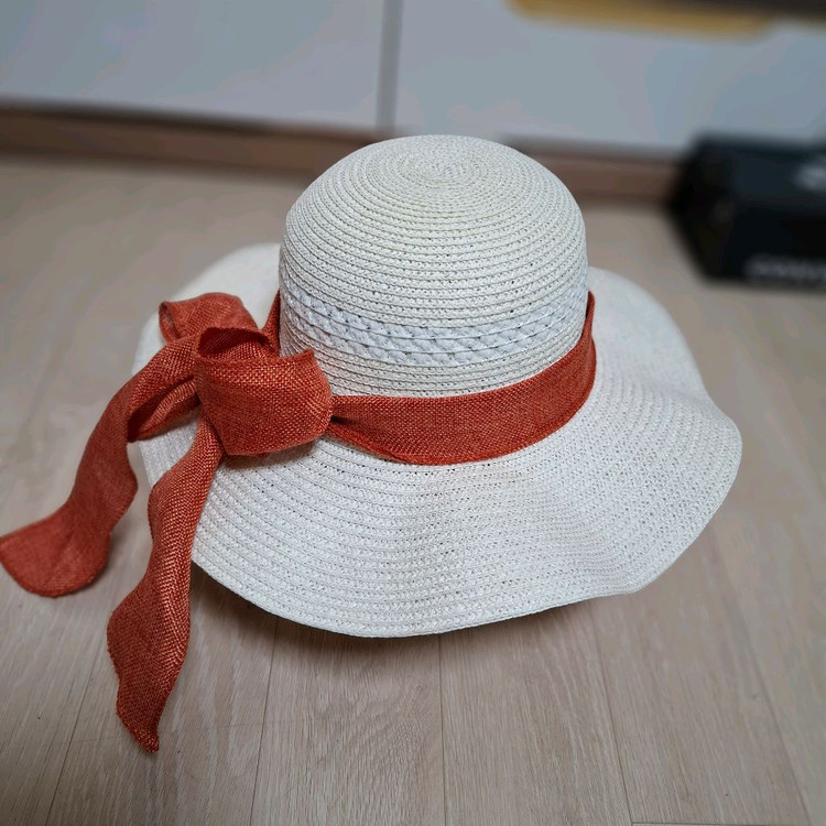 썬캡 및 타탄챙모자 패션모자 상태좋음 이미지