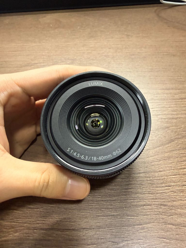 파나소닉 루믹스 18-40mm F4.5~6.3 S-R1840 렌즈 이미지
