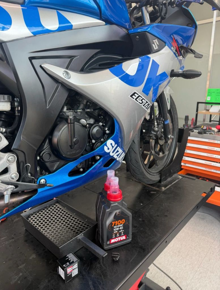 스즈키 gsxr125 이미지