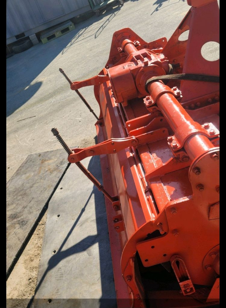 상태아주좋은 튼튼한 200 195 트랙터 트랙트 트렉터 트렉트 로터리 로타리 이미지