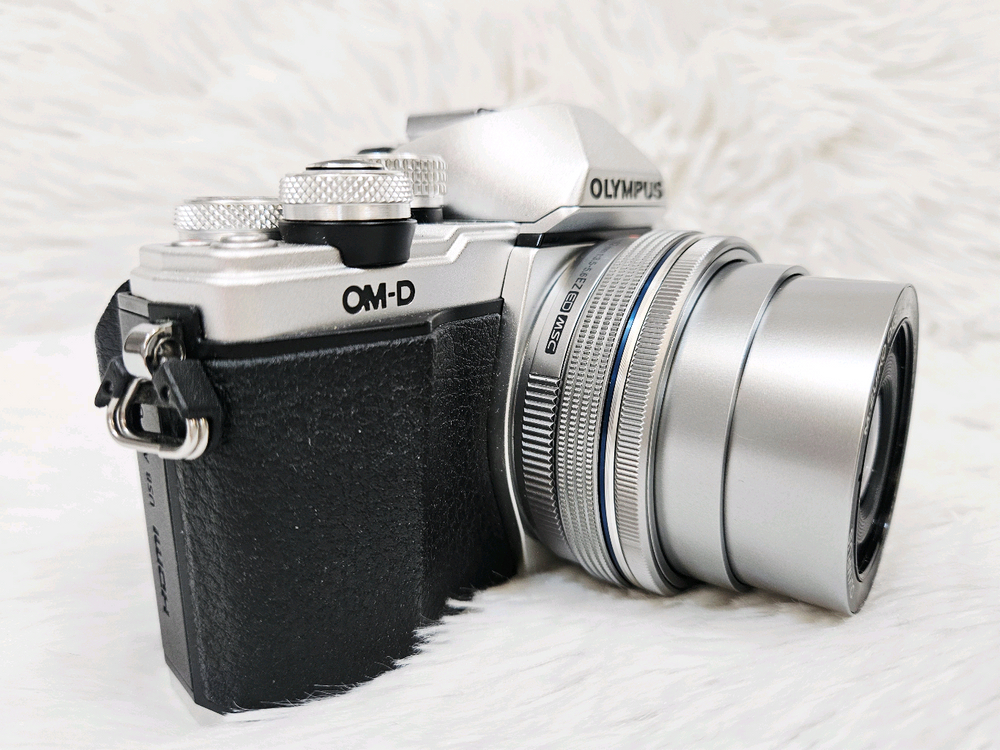 [민트급] 올림푸스 OM-D E-M10 Mark II 미러리스 카메라 이미지