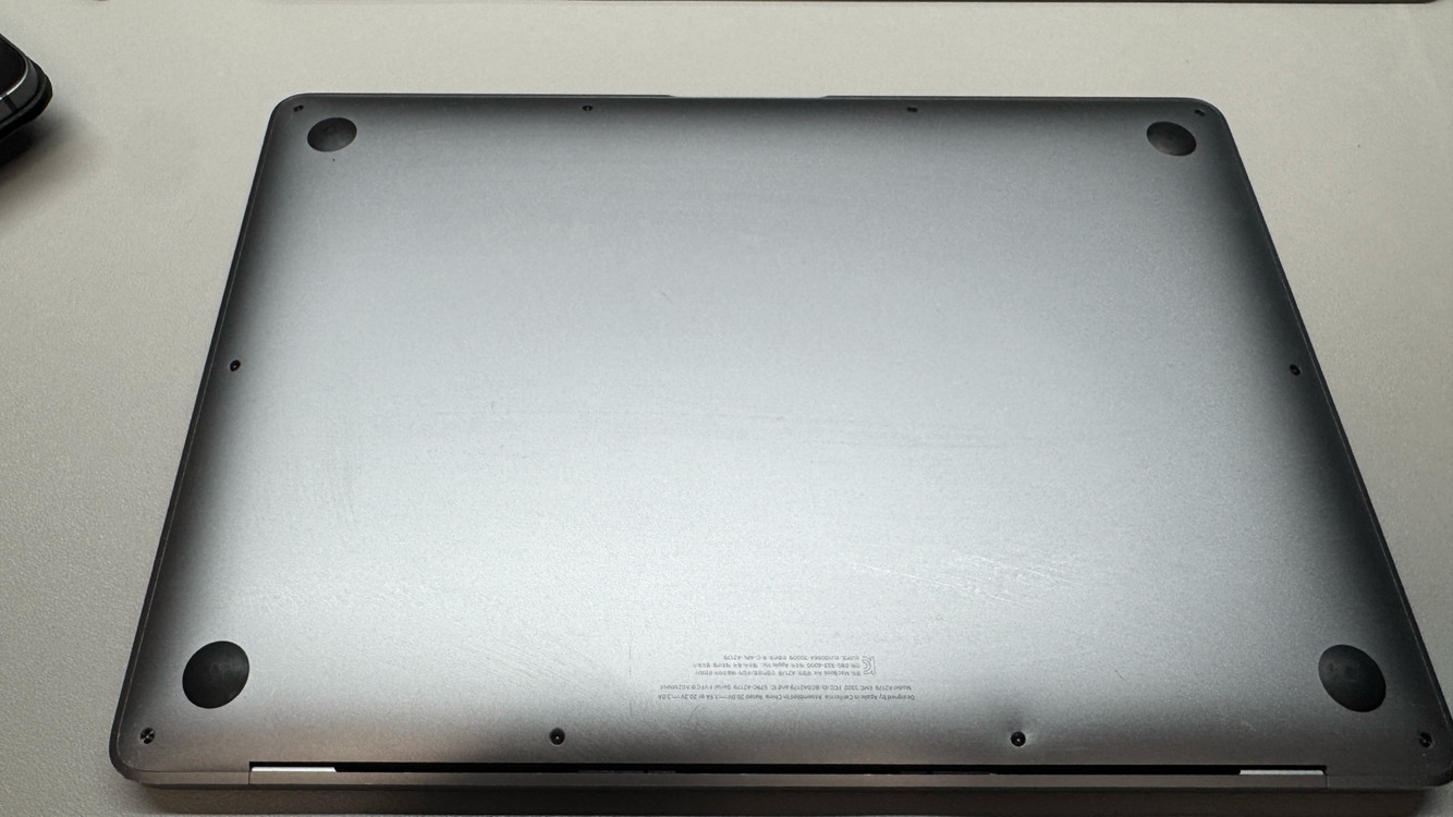 2020 맥북에어 13인치 A2179 부품용 이미지