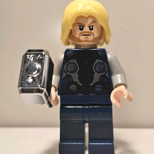 레고 토르 미피 크롬 묠니르 이미지