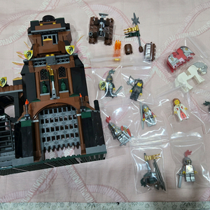 레고 캐슬 7947, 7950 팔아요. 이미지
