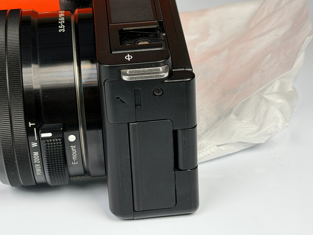 소니 ZV-E10 블랙 미러리스 카메라 438컷 이미지