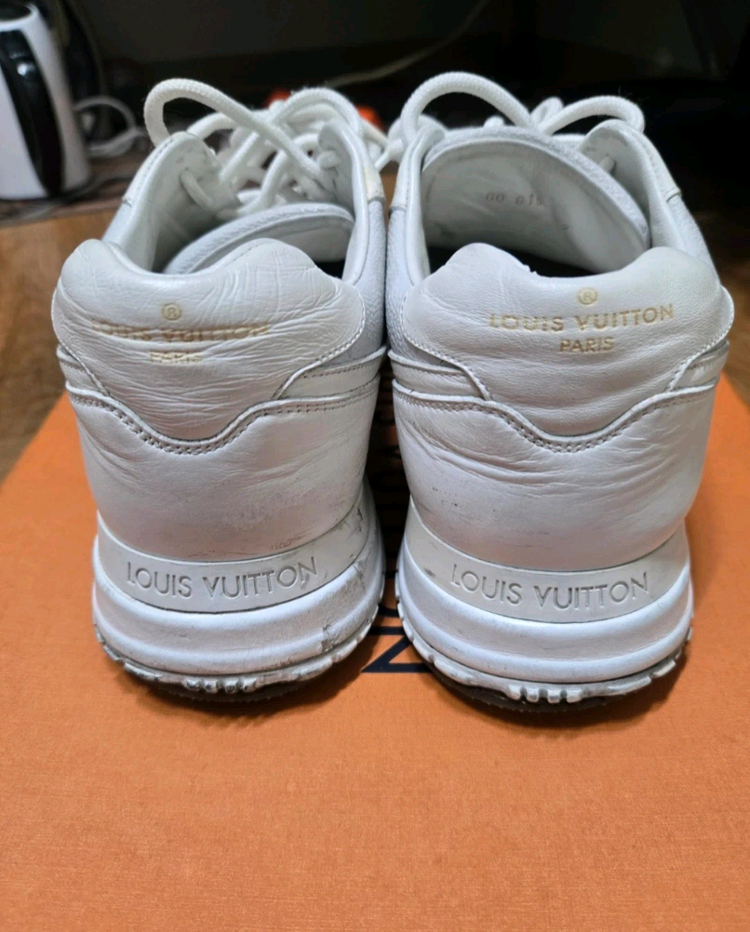 루이비통 런 어웨이 스니커즈 (표기7) 260-265사이즈 이미지