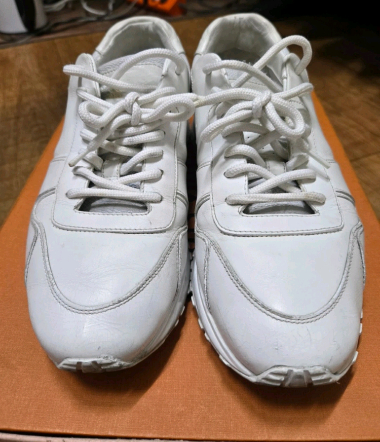 루이비통 런 어웨이 스니커즈 (표기7) 260-265사이즈 이미지