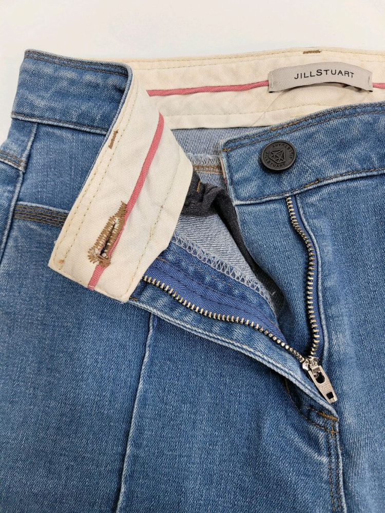 JILLSTUART 질스튜어트 세미 부츠컷 청바지 / 여 67-94 이미지